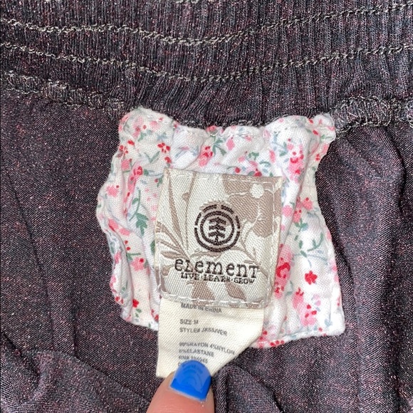 Flowy Skirt - Picture 2 of 3